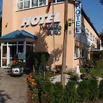 Hotel Wasserburg Grossdorf (Tyrol)